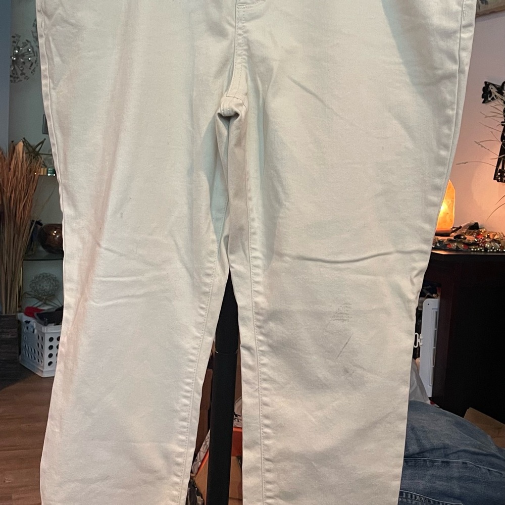 St. John's Women’s Bay Beige Apparel EUC